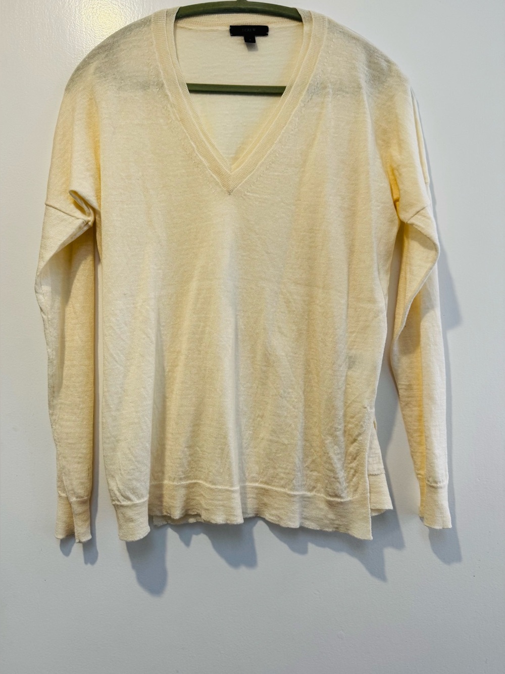 J CREW V-Neck lightweight Sweater
Sz S